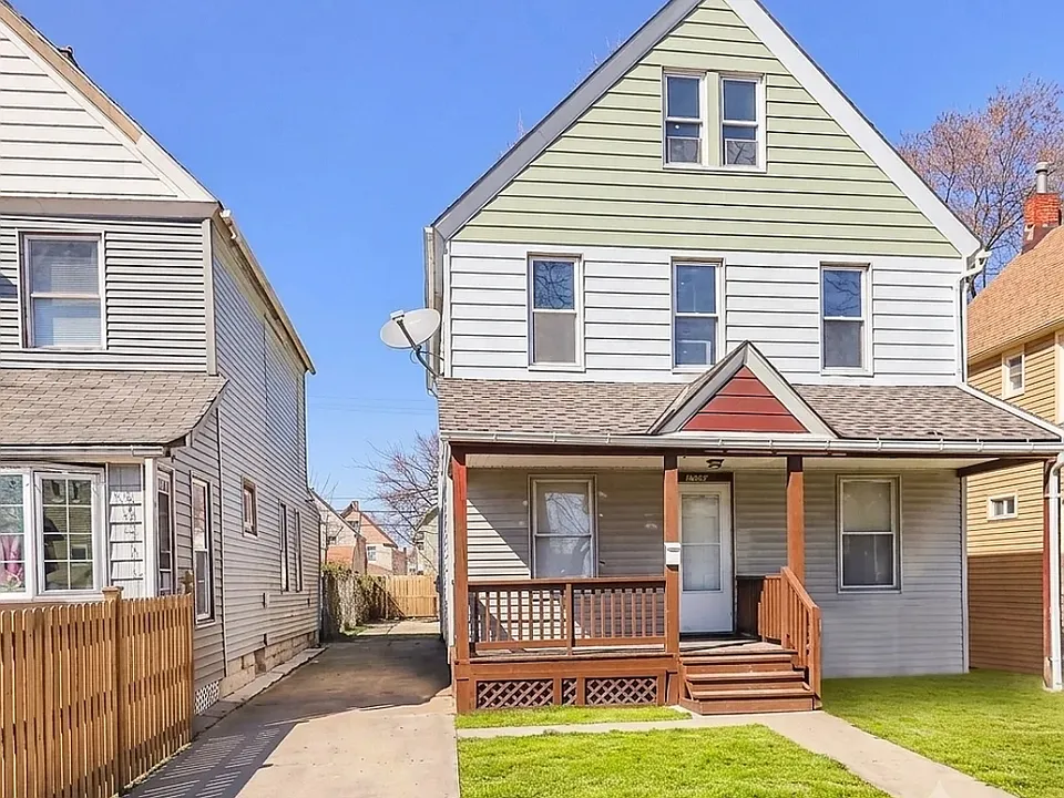 8700 Willard Ave #2