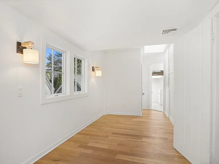 168 Rowayton Ave #A — Photo 15