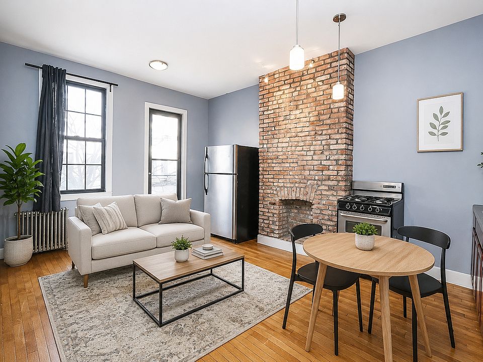 1st image of 194 Wilson Ave #3L