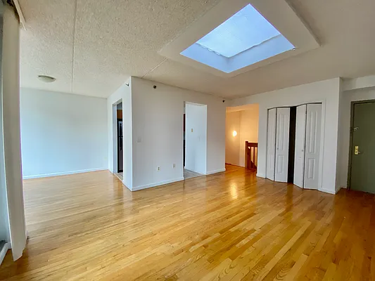 Rented by Tolmas Corporation | media 14