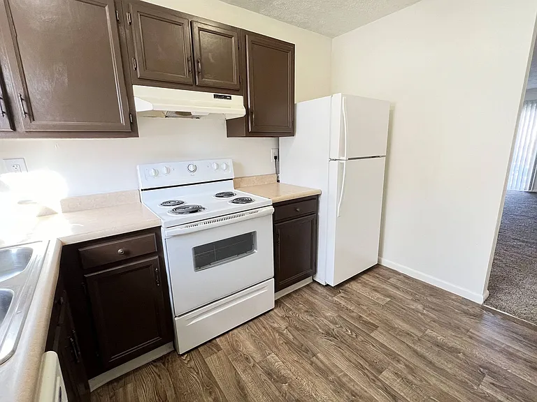 Revere Village Apartments — Photo 54
