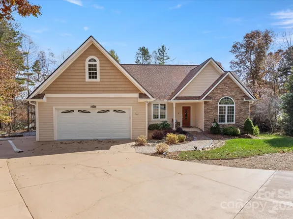 722 Chestnut Trl #16, Hendersonville, NC 28792