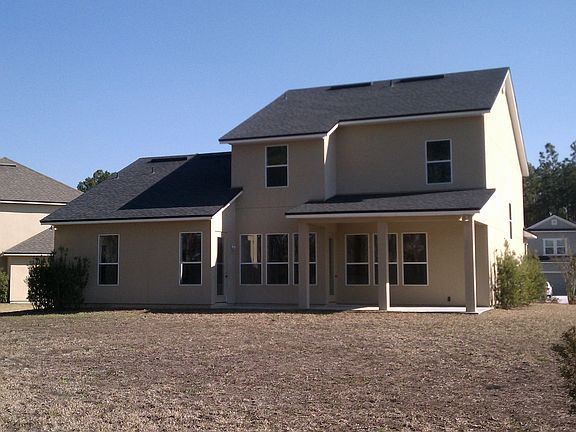 2nd image of 323 Blackthorn Pl