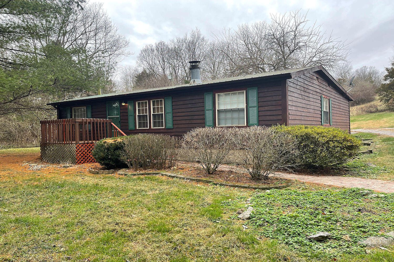 2825 State Highway 590, Stanford, KY 40484 | Zillow