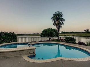 8908 Lakewood Dr, Irving, TX 75063