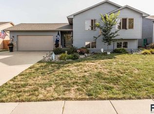 7001 W 61st St, Sioux Falls, SD 57106