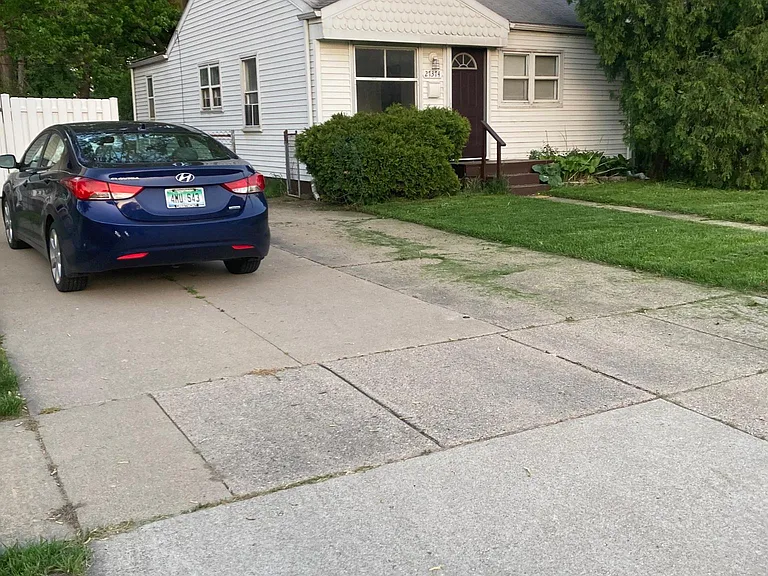 27374 Hampden St — Photo 11