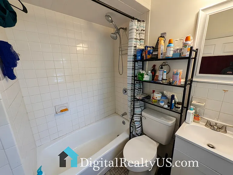 58 Ash St #3 — Photo 9