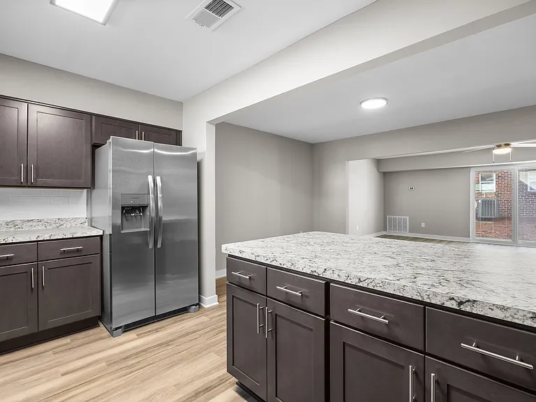 Lynnhaven Landing Apartments — Photo 31