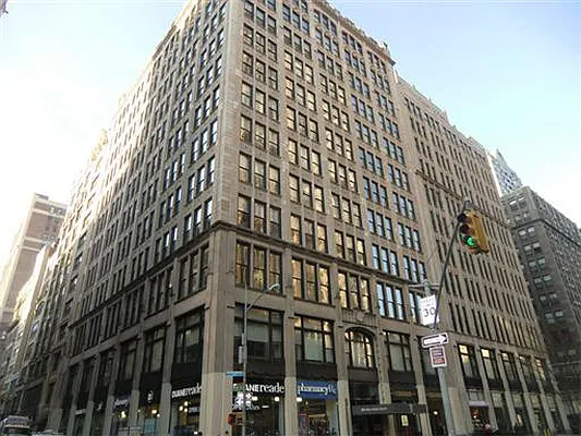 Sold by WIRE International Realty | media 9