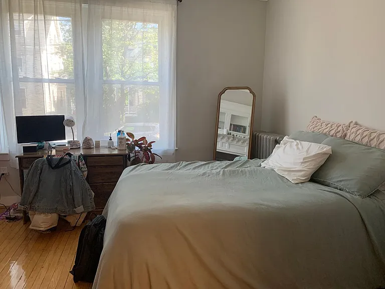 8 Farrington Ave #8A — Photo 11
