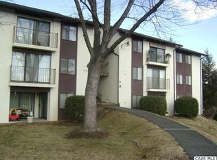 20 Spring Ct, Charlottesville, VA 22901