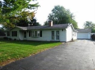 26013 S Winston Ln, Crete, IL 60417