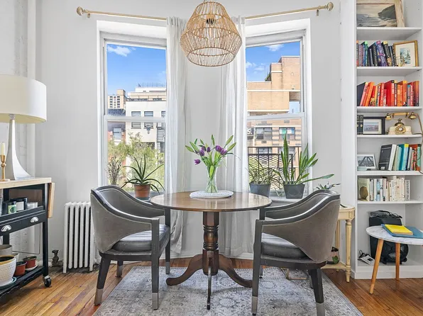 234 E 14th St APT 5A, New York, NY 10003