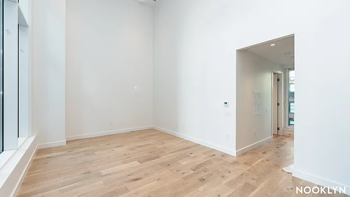 Rented by Nooklyn NYC LLC | media 29