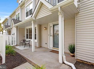 807 Wharton Rd, Mount Laurel, NJ 08054