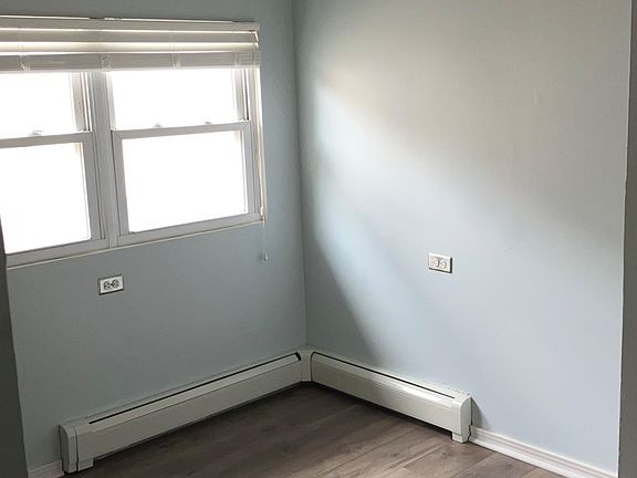 5th image of 3127 Central Ave NE #2