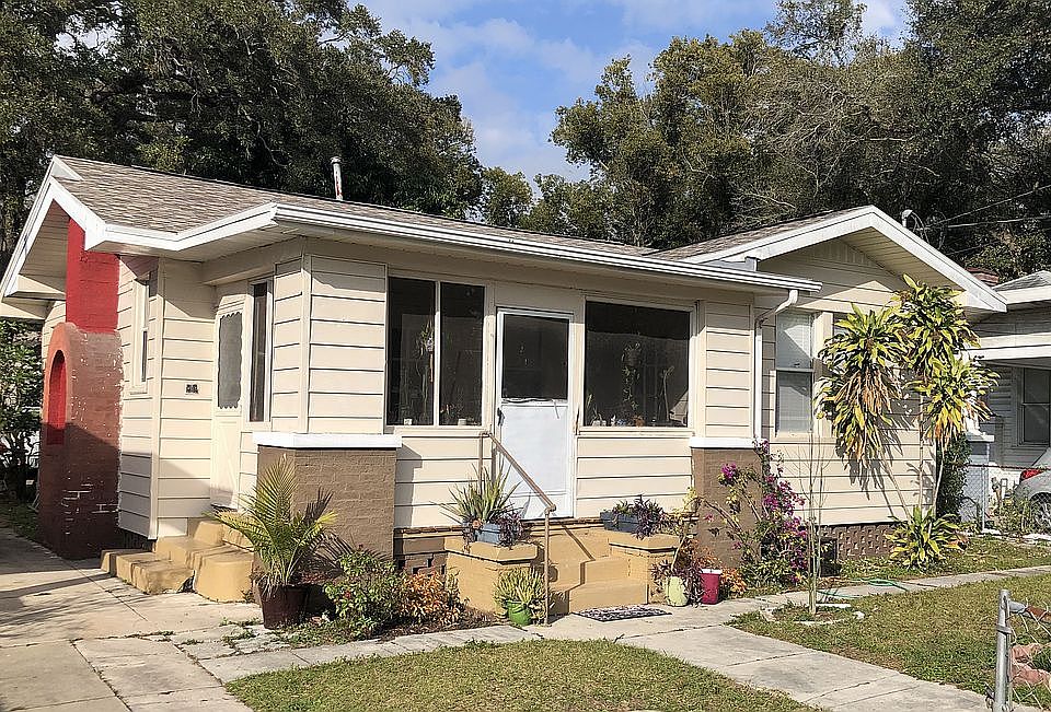 2nd image of 1010 E 31st Ave