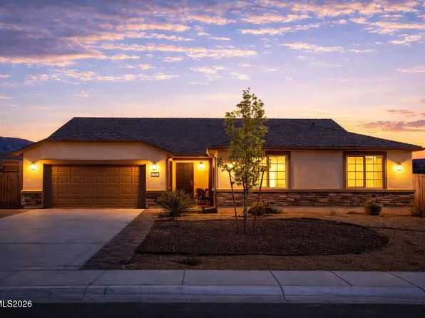 576 Pine Creek Cir, Dayton, NV 89403