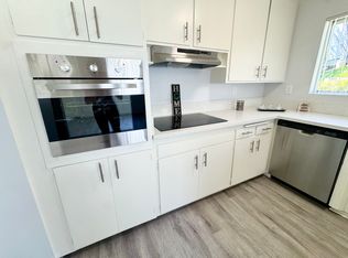 Carhart Gardens, Fullerton, CA 92833