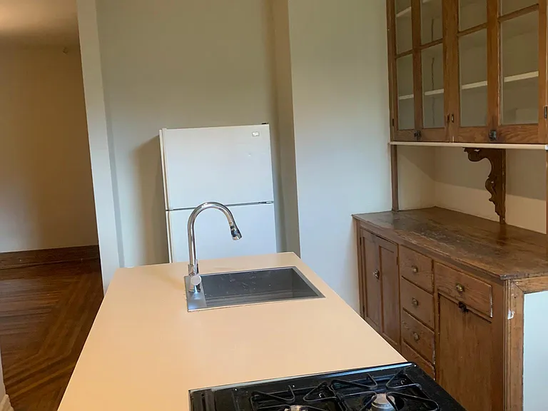 5835 3rd St #7 — Photo 8