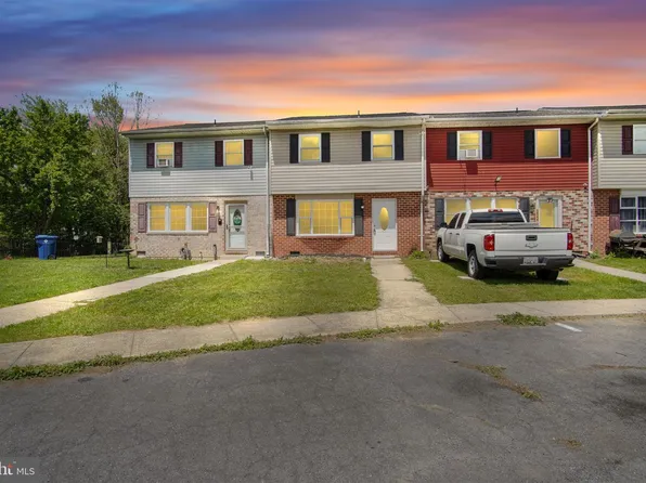 3546 Gregway Dr, Chambersburg, PA 17202