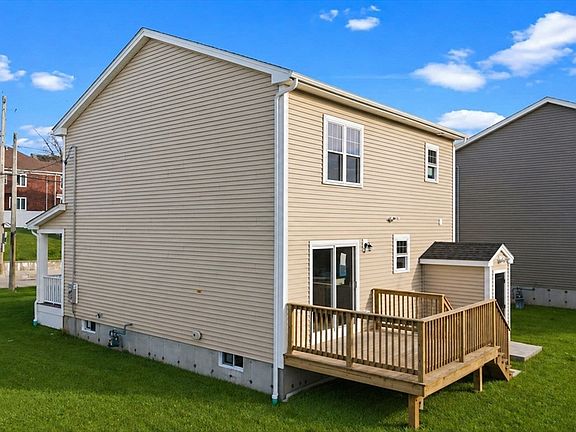 5th image of 989 Bay St