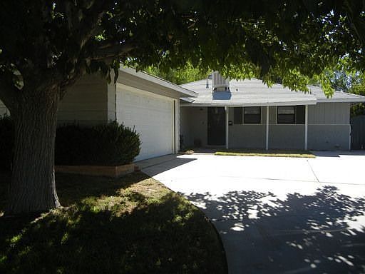 2nd image of 1403 W Avenue H13