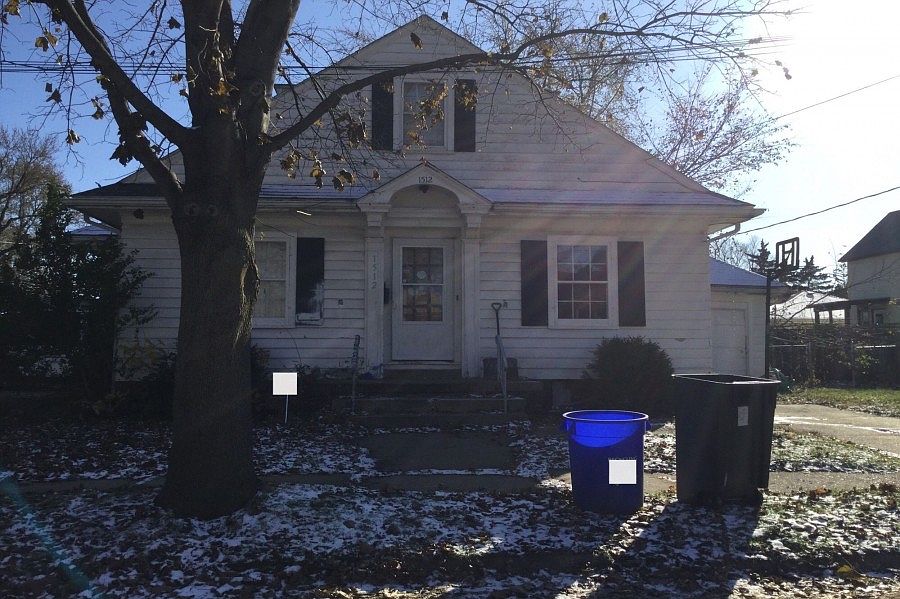 1st image of 1512 Burton St