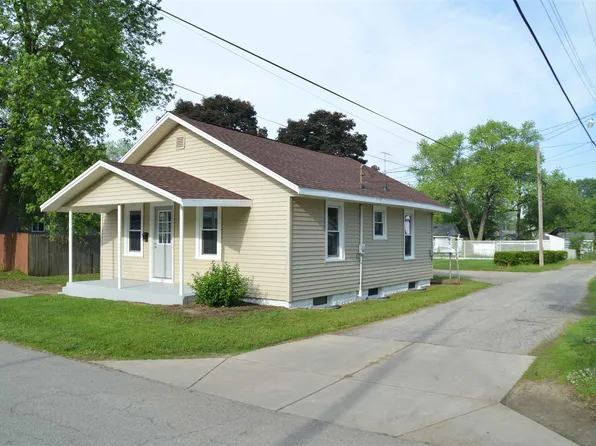 972 E Indiana Ave, Elkhart, IN 46516