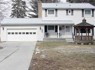 2112 Clinton Ave, Saint Clair, MI