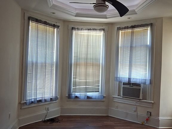 3rd image of 1625 Coleman Ave