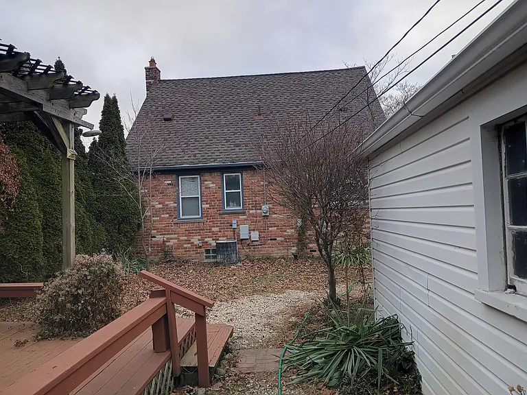 1649 Hollywood St — Photo 20