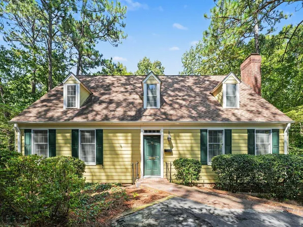 10 Village In The Woods Cir, Southern Pines, NC 28387