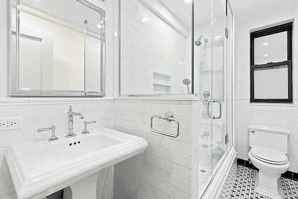 Sold by Christie's International Real Estate Group, LLC | media 20