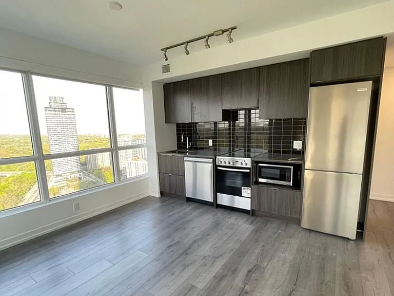 395 Bloor St E #3507 — Photo 4