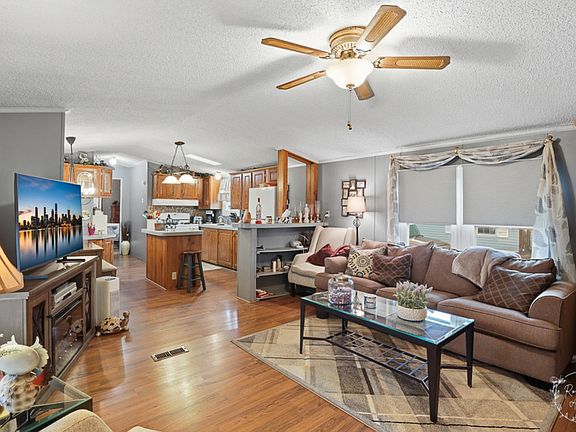 3rd image of 52 Partridge Ln