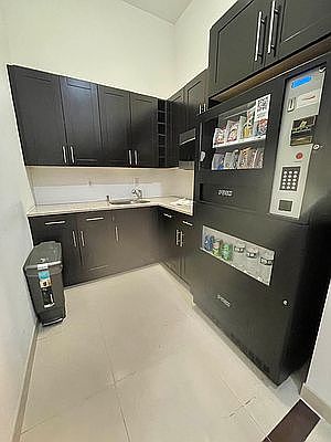 2nd image of 83-30 Kew Gardens Rd #3XV