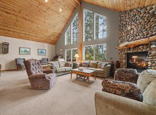 488 Mauna Kea Dr, Arnold, CA 95223
