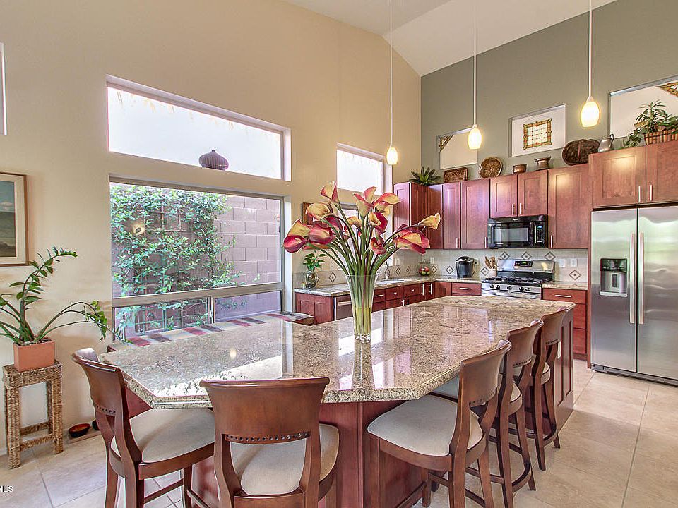 1st image of 3614 N Paseo Del Sol