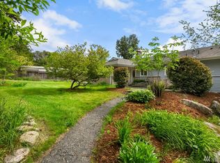 20030 Ridge Rd SW, Vashon, WA 98070