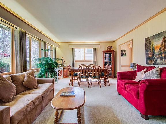 4th image of 3023 Ravenwood Dr
