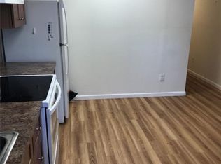 58 Minerva St APT C, Derby, CT 06418