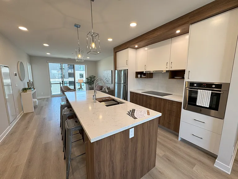 4030 University Ave NW — Photo 54