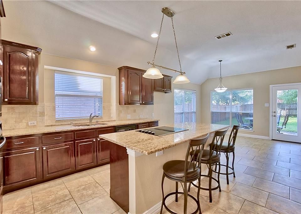 1st image of 3925 Belstrum Dr
