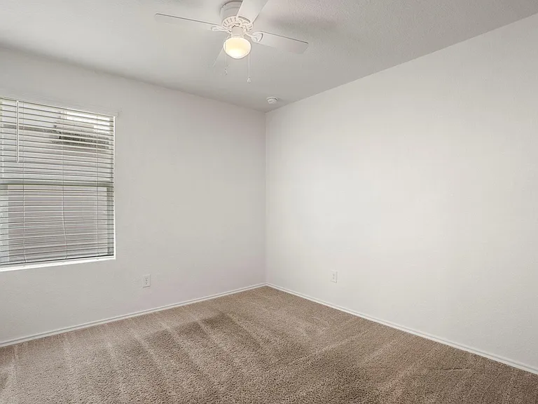 376 Euclid Ln — Photo 10