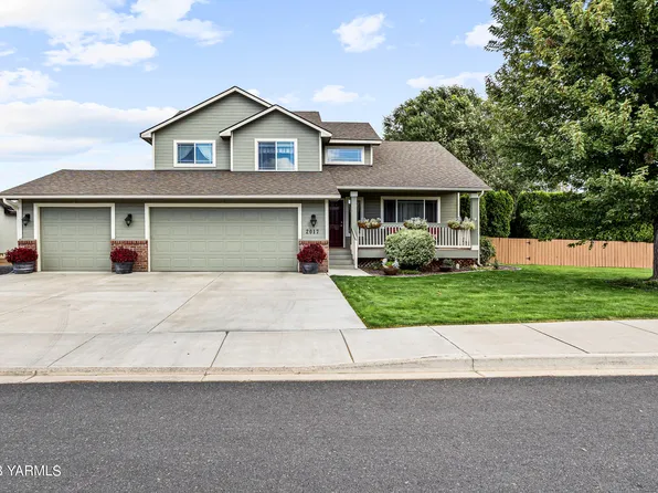 2017 Wellington Dr, Yakima, WA 98903