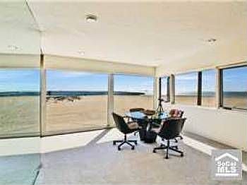 5th image of 1601 Seal Way