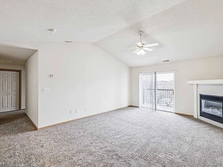 Northbrook Apartments — Photo 82