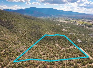 19 La Tierra Ln, Taos, NM 87571